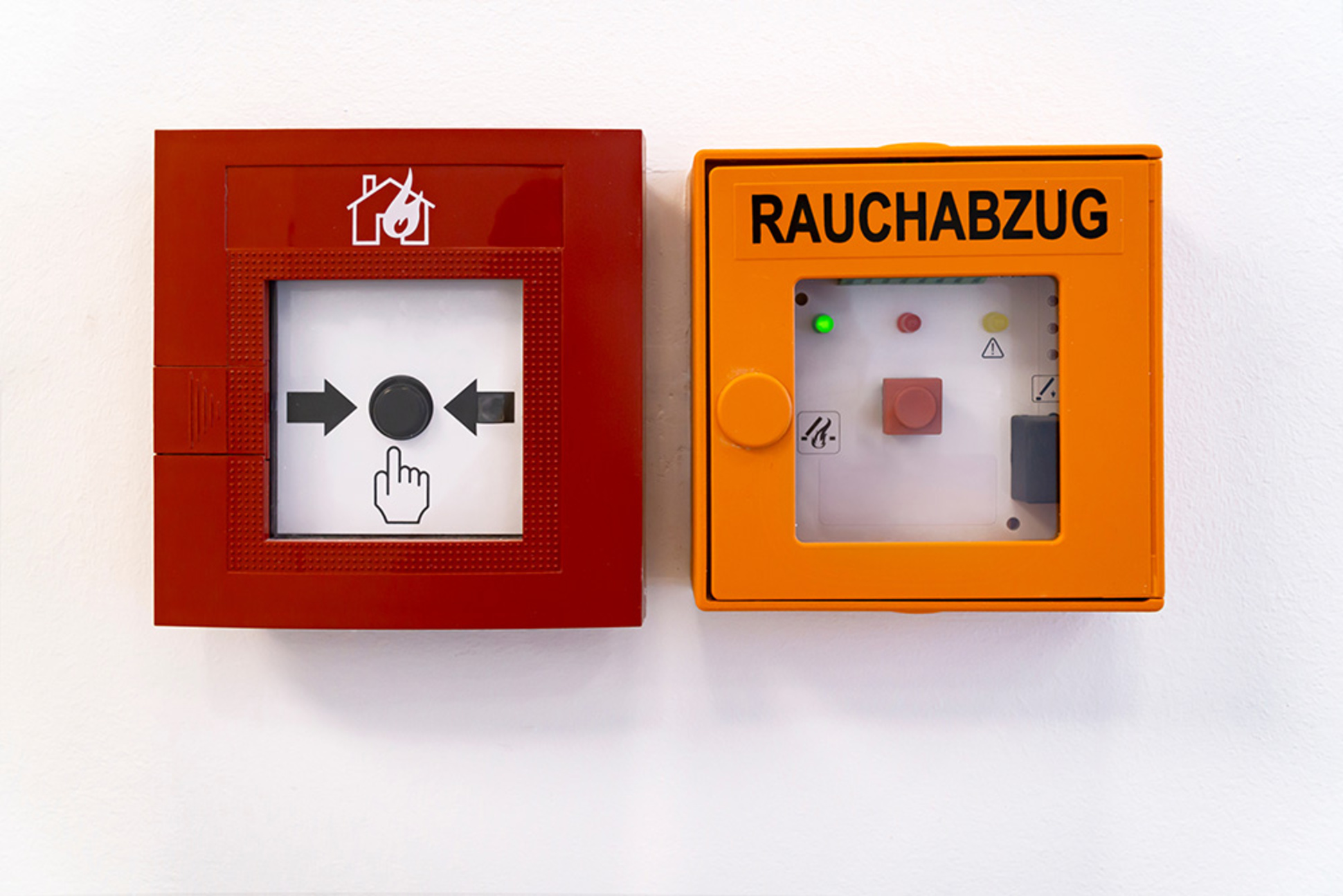 Rauchwärme­abzug bei MK Elektrotechnik Mete Karsli GmbH in Scheyern
